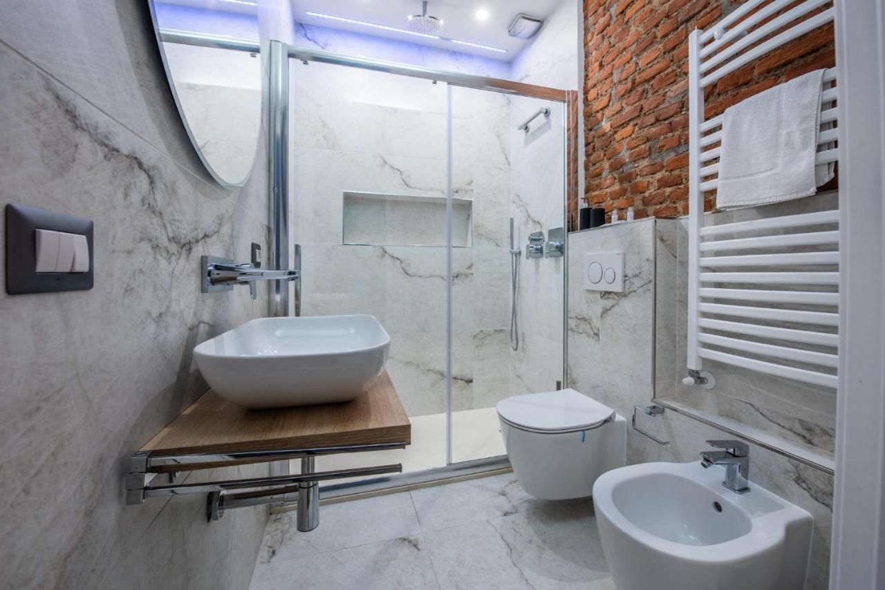 Unique Suite In Milan Center Exterior photo