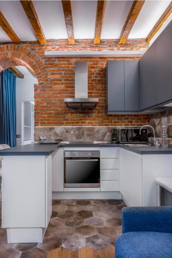 Unique Suite In Milan Center Exterior photo